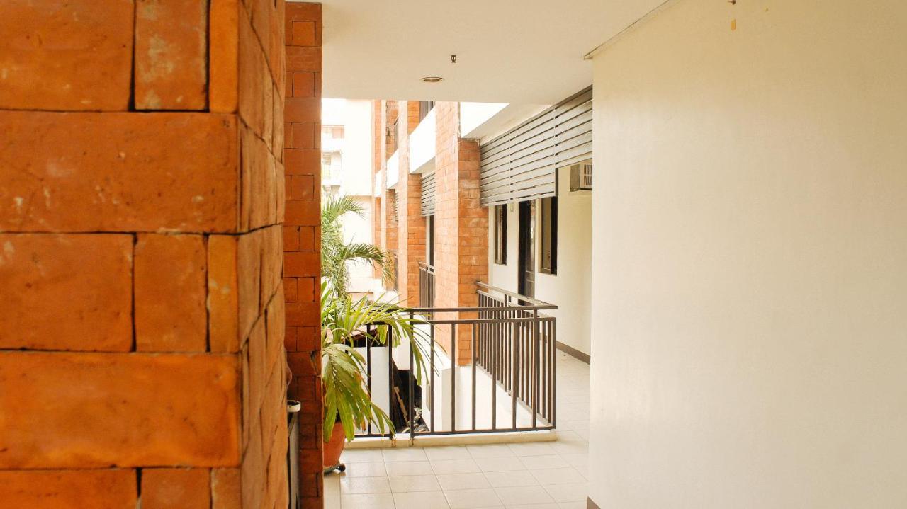 Reddoorz Plus @ Mabolo Cebu Extérieur photo